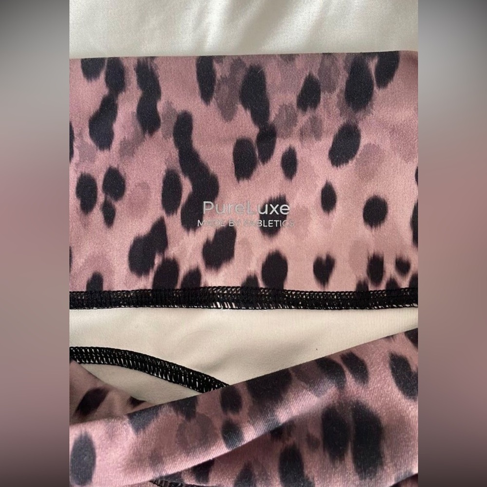 Fabletics Set - Picture 2 of 2